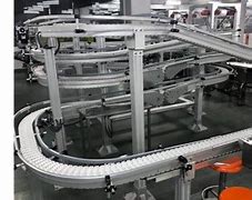 柔性鏈輸送線的機(jī)架部分使用不銹鋼和鋁型材的設(shè)計(jì)與制造標(biāo)準(zhǔn)是什么？